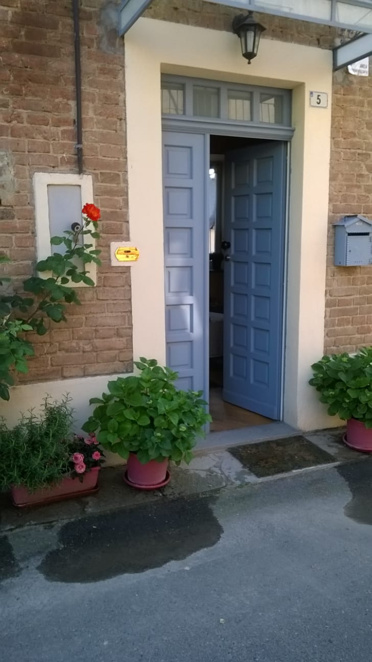 CORTANZE IN PAESE CASA DA TERRA A CIELO FINEMENTE RISTRUTTURATA